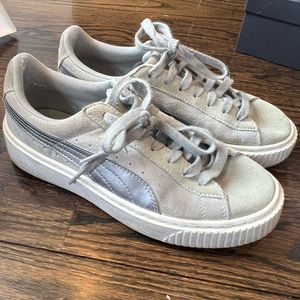 Puma suede sneakers size 7.5